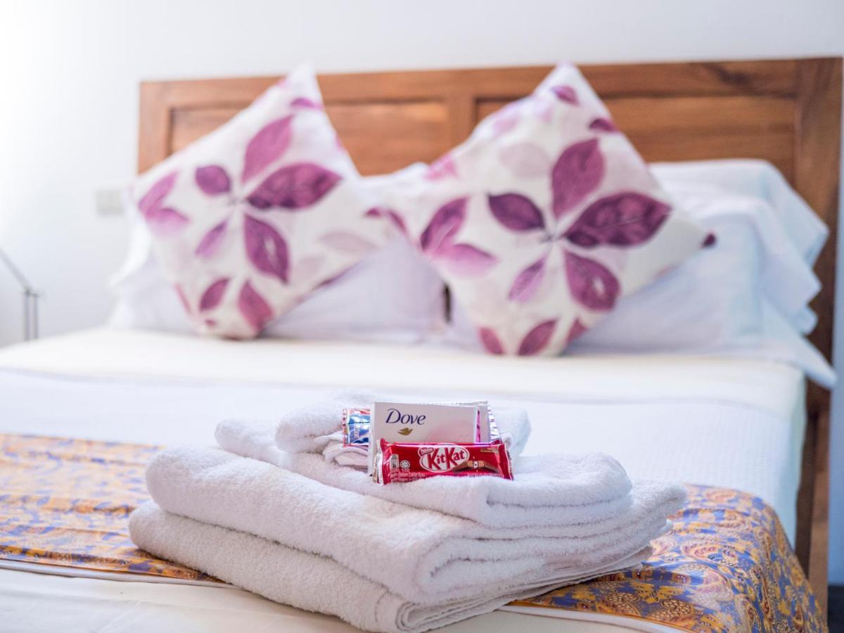 Stone Creek House Bed & Breakfast Romblon Luaran gambar
