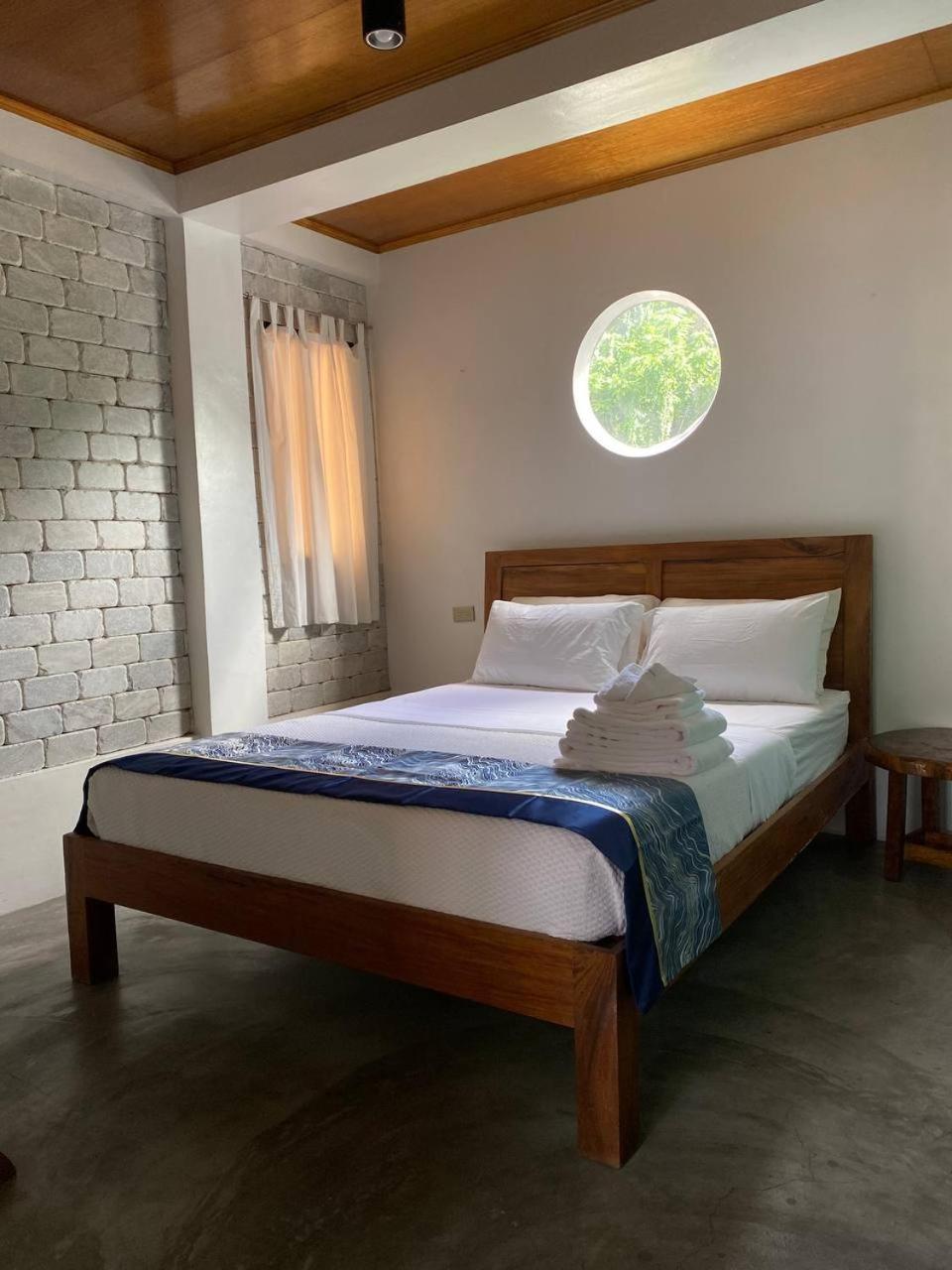 Stone Creek House Bed & Breakfast Romblon Luaran gambar